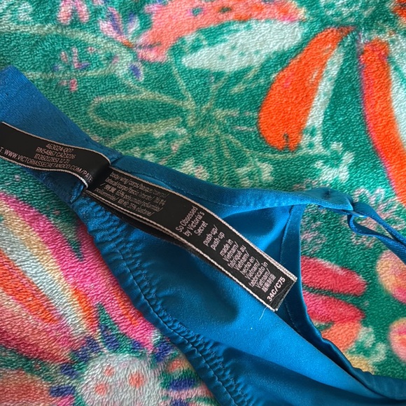 Victoria’s Secret 34C bra #057 - Picture 5 of 5